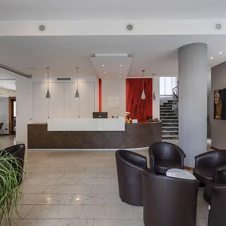 Internazionale ホテル マルチェージネ